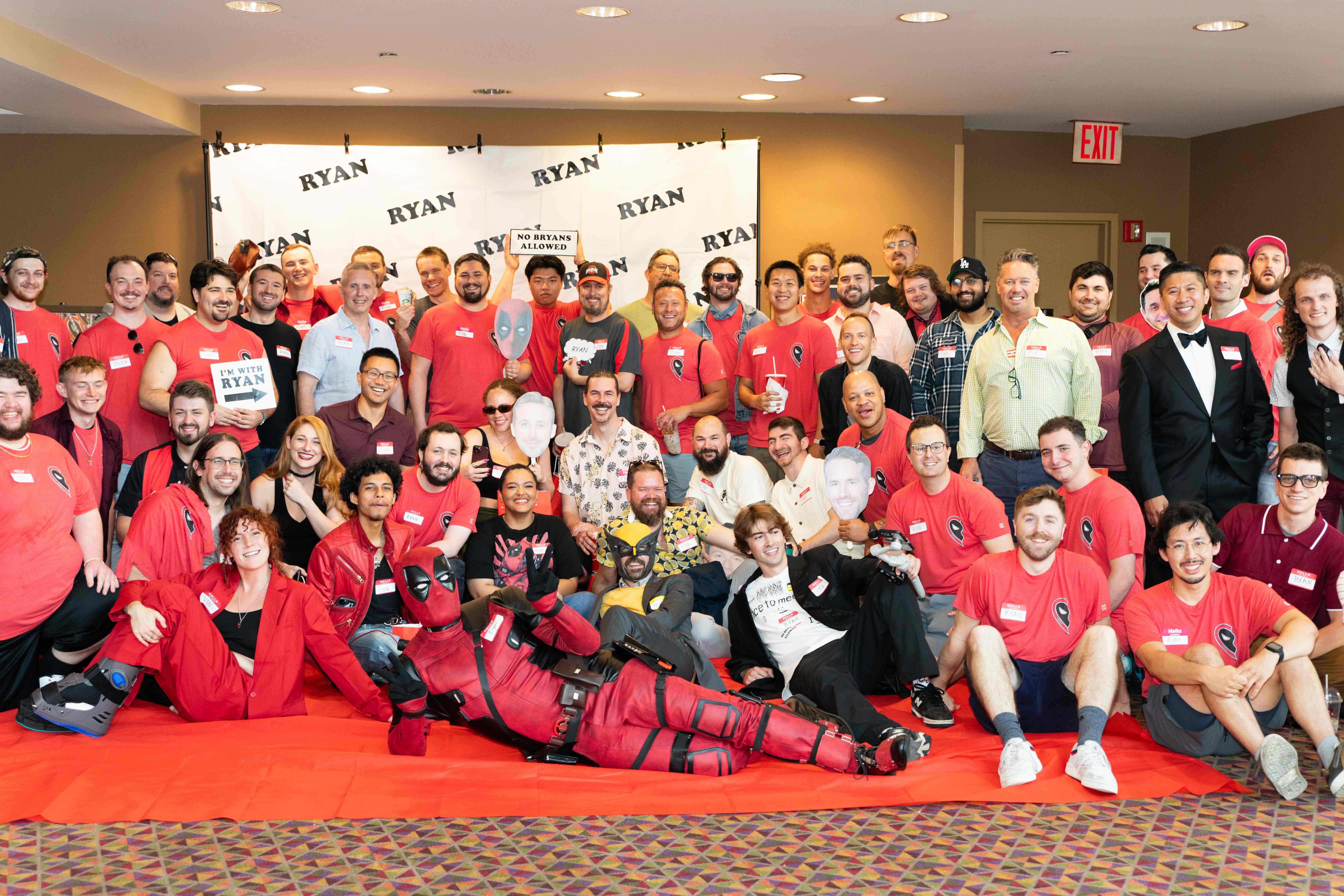 150 Deadpools & Wolverine